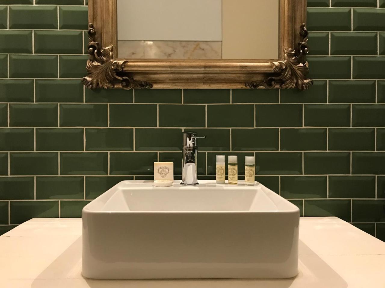Oryza Guest House& Suites コインブラ エクステリア 写真